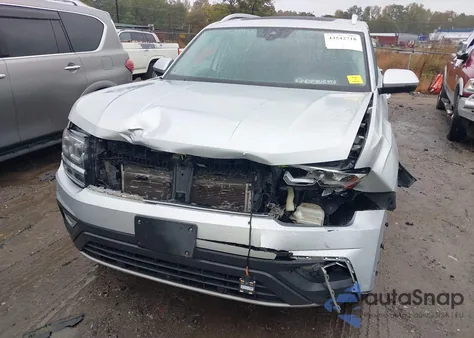 2019 Volkswagen Atlas 3.6L V6 Sel Premium z USA, uszkodzony, nr VIN 1V2NR2CA4KC565315
